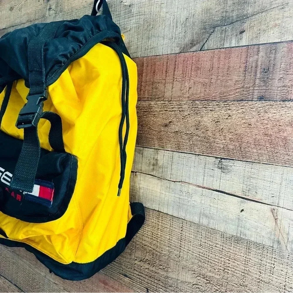 Tommy Hilfiger pre loved